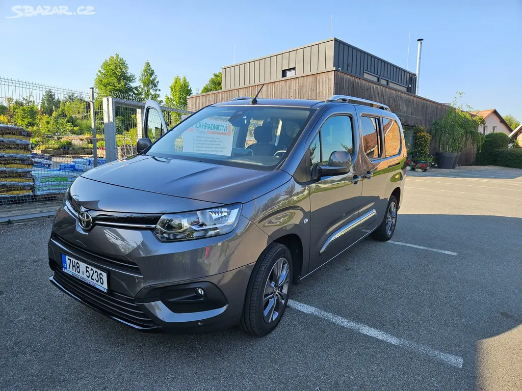 Toyota Proace City Verso,7 míst,automat,1. majitel